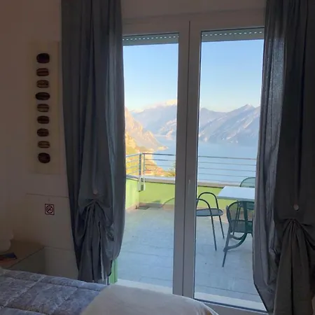 Un Balcone Sul Garda *