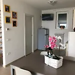Un Balcone Sul Garda شقة *